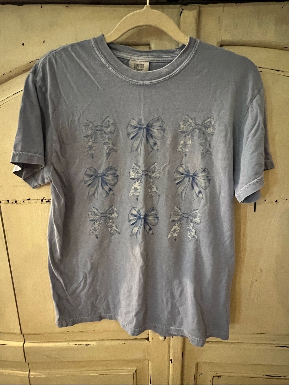 Light Blue womens Bow Print Crewneck T-Shirt